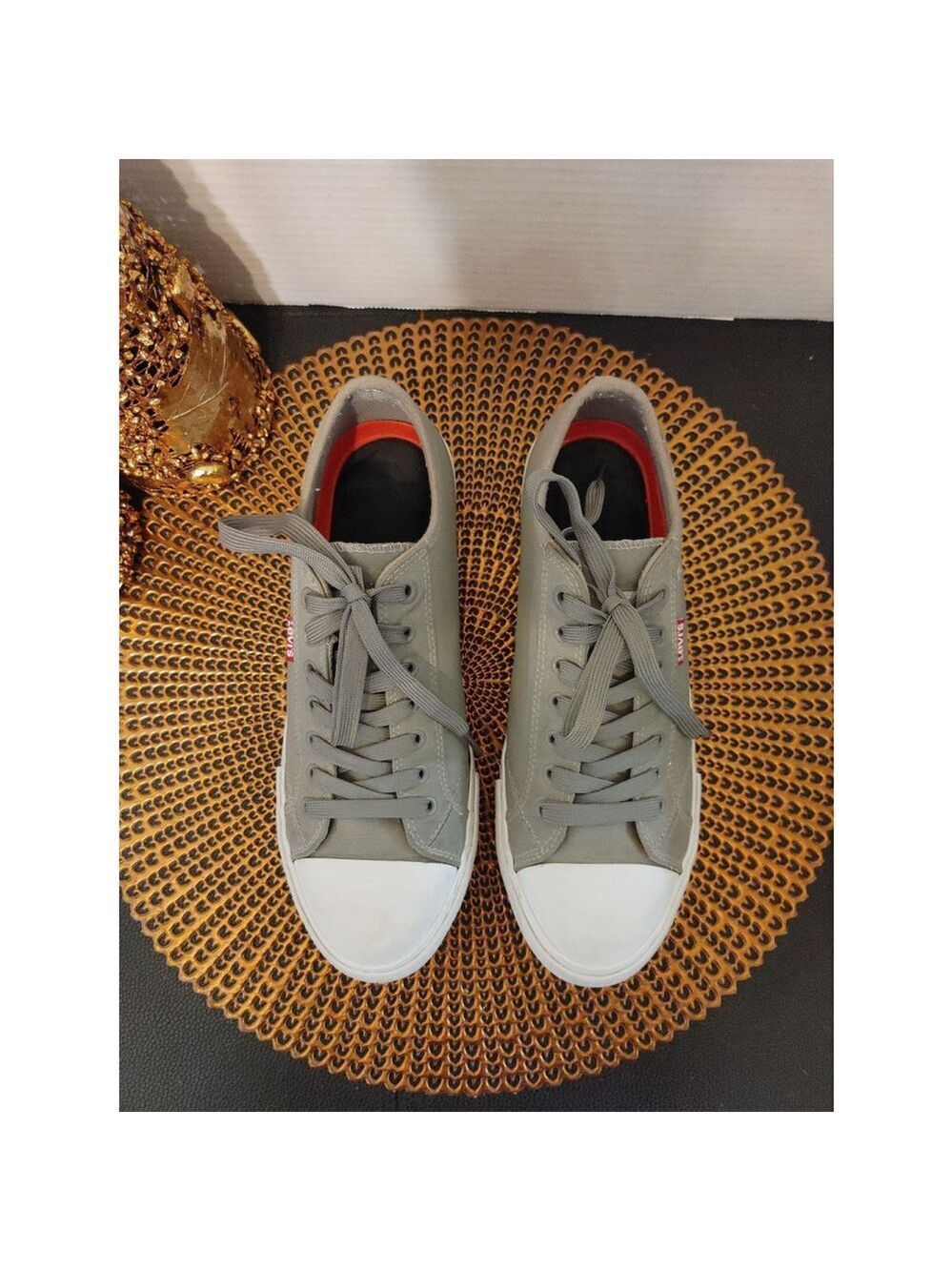 Levi's Size 8.5 - Picture 2 of 6